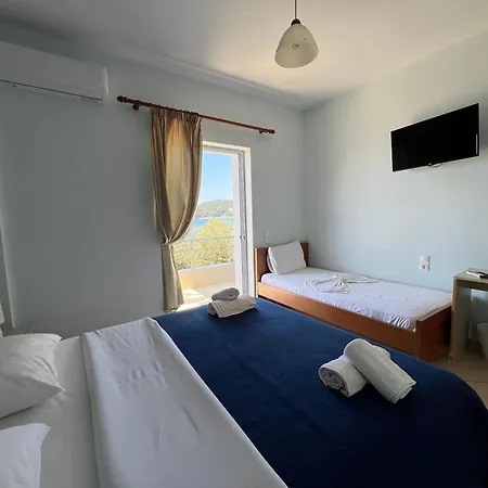 Hotel Prinos