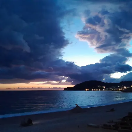 Hotel Prinos Himarë