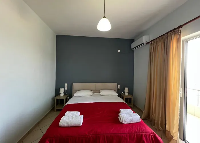 Hotel Prinos *