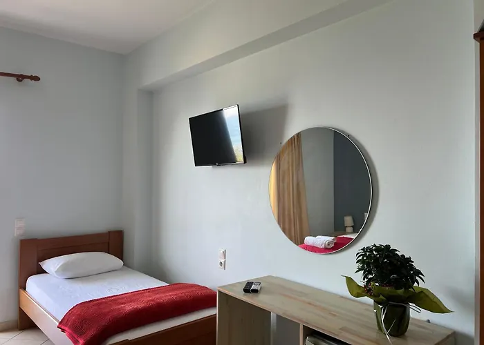 Prinos Hotel Himare
